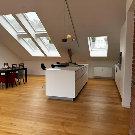 Apartment Modern For Up To 4 People In