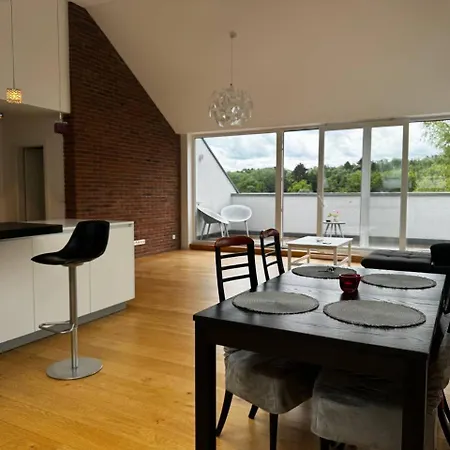 Apartment Modern For Up To 4 People In *